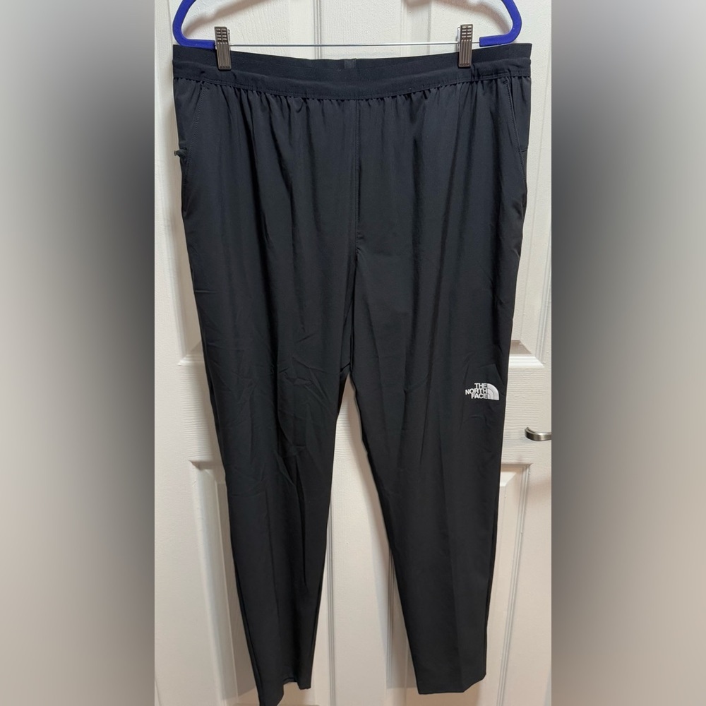 The North Face Men's Black Joggers size XL